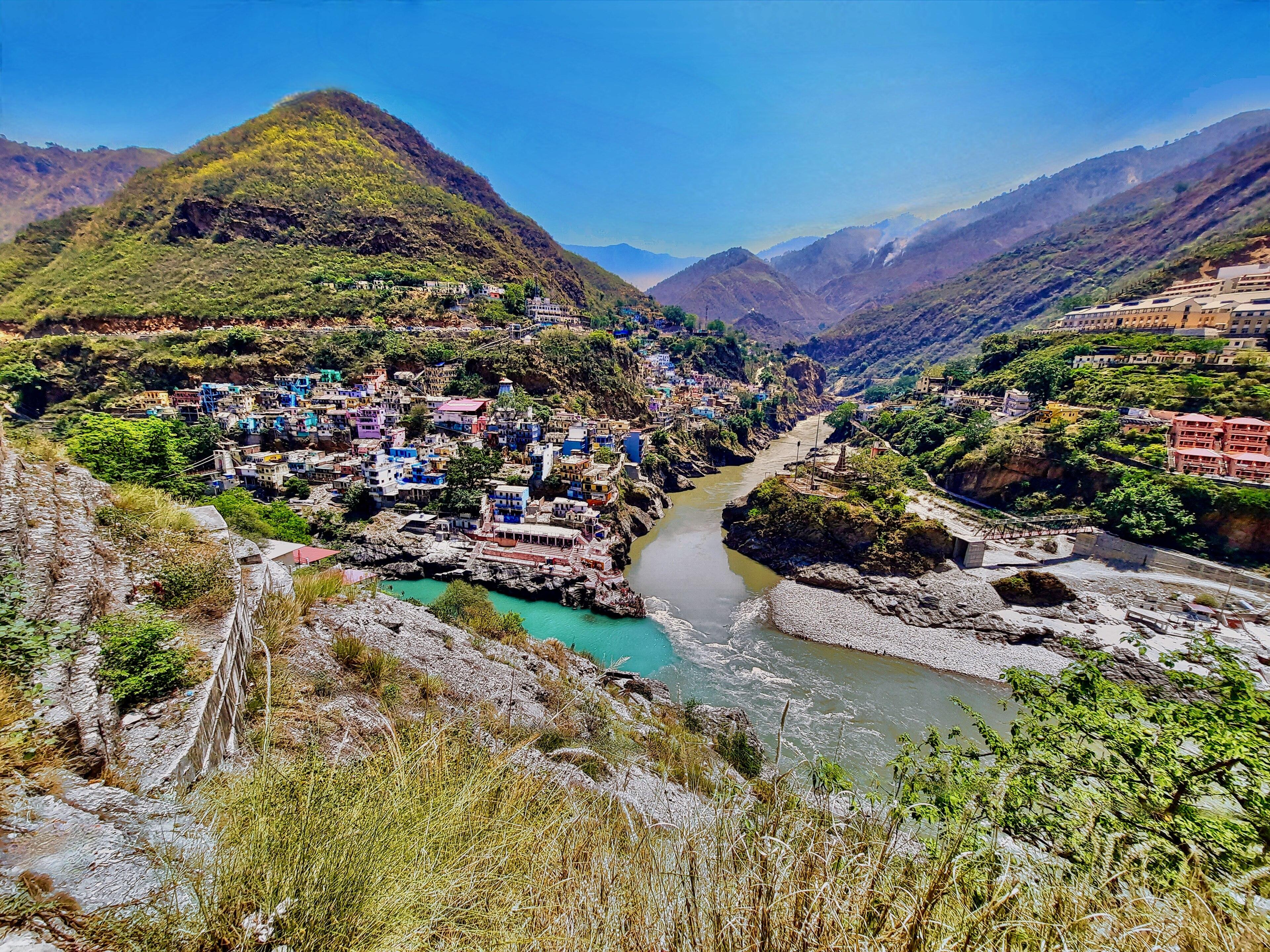 A wide Himalayan geology landscape used as a living classroom