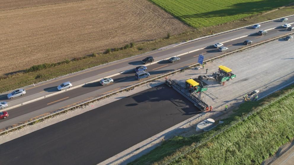 Elements of Construction: Asphalt