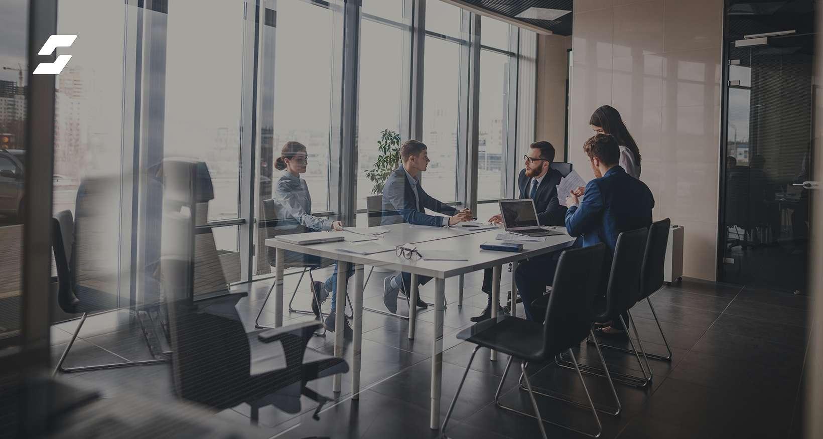 Desk Booking Trends: How to Revamp Your Hybrid Workplace