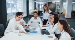 Employees collaborating efficiently in office, due to a well-optimized workplace experience