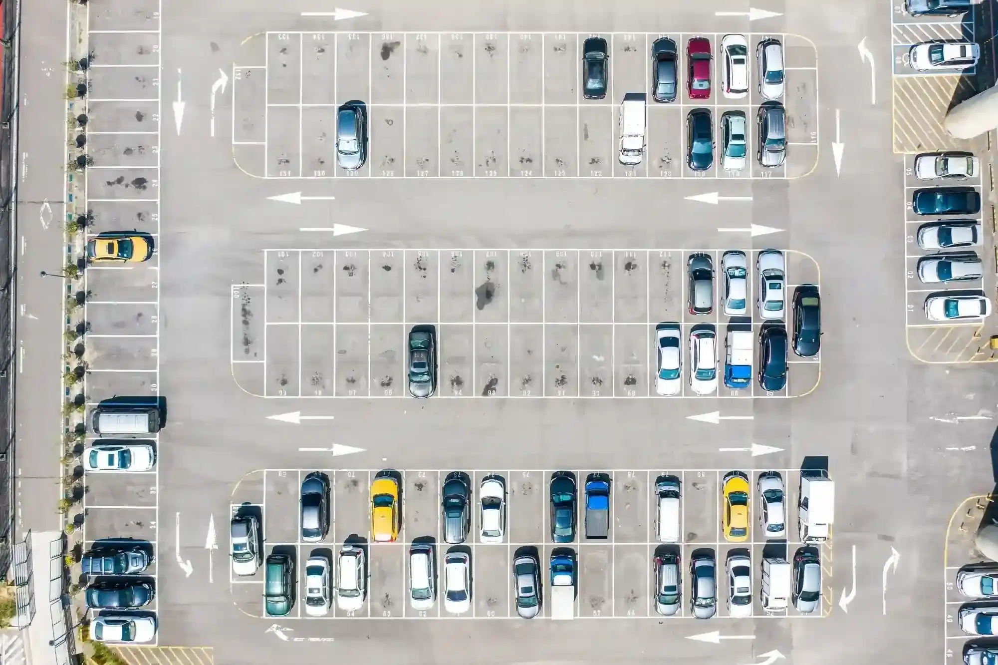 Maximizing Efficiency: The Art of Parking Space Management