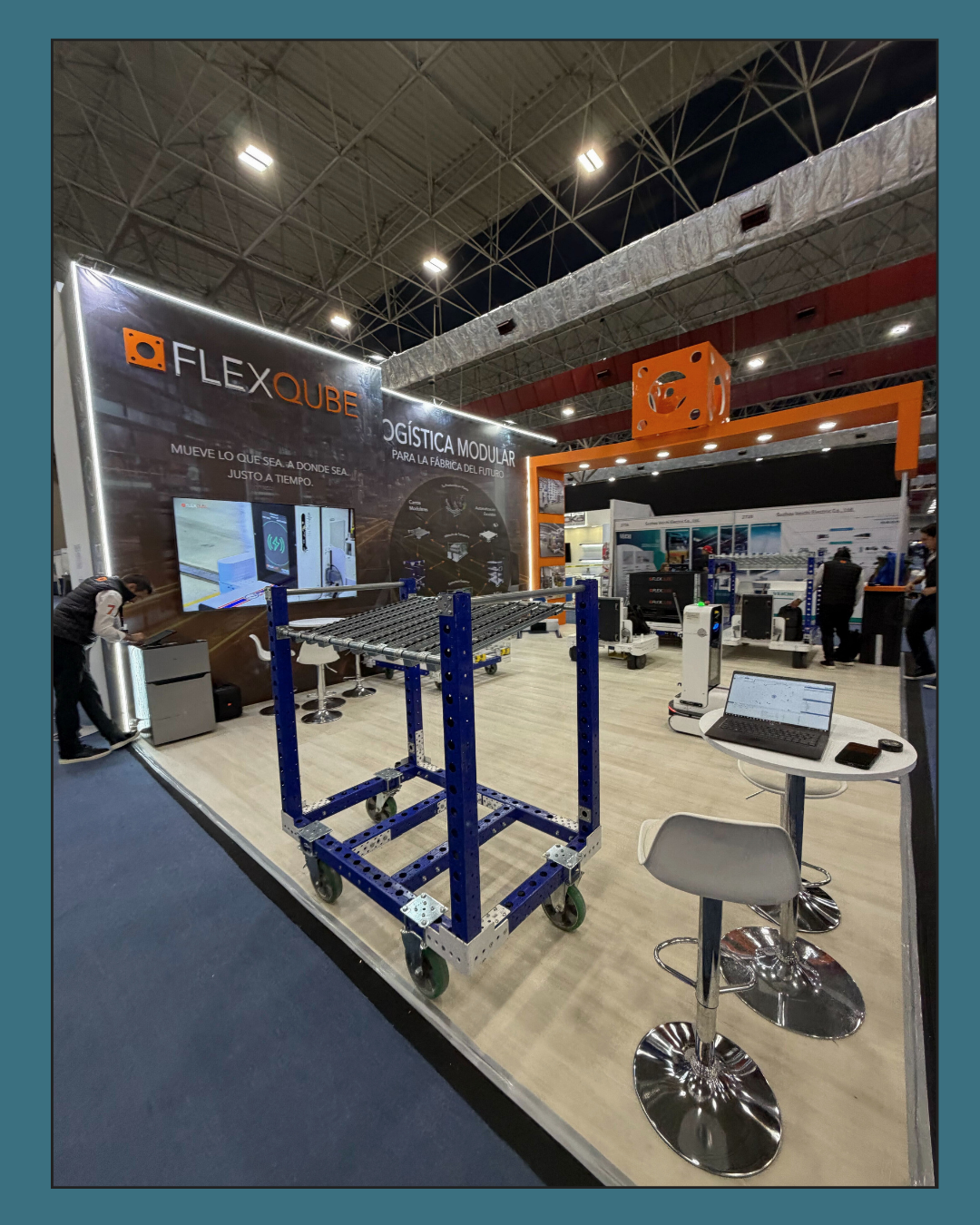 Service 8 illustration