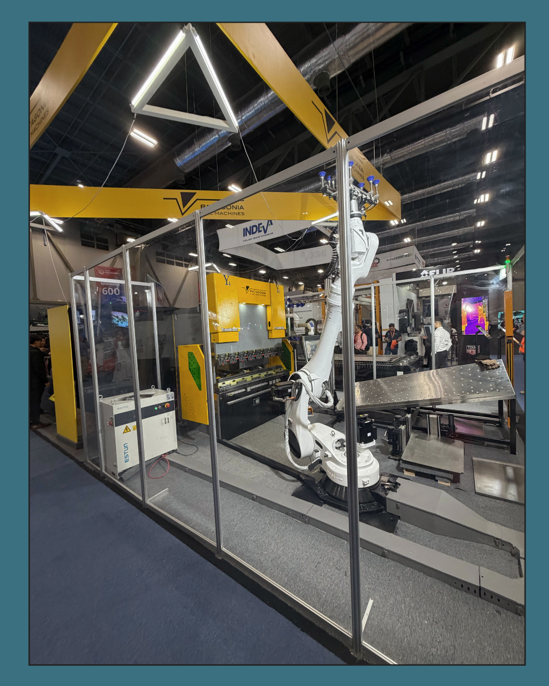 Service 9 illustration